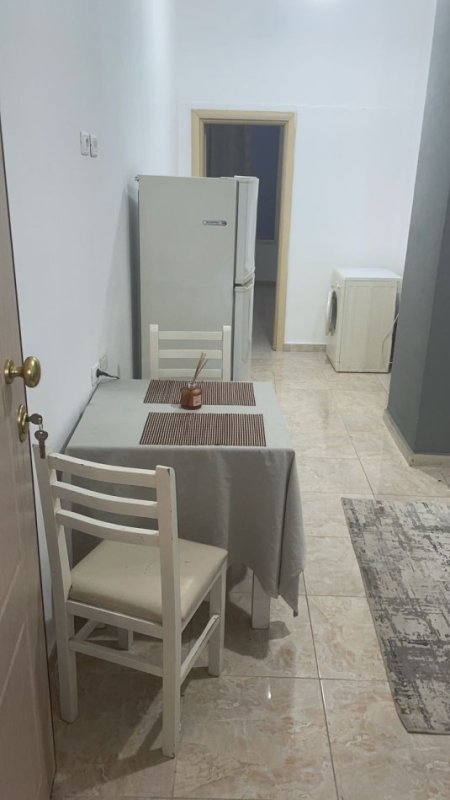 Durres, jepet me qera apartament 1+1 Kati 2, 50 m² 250 € (Durres Plazh)