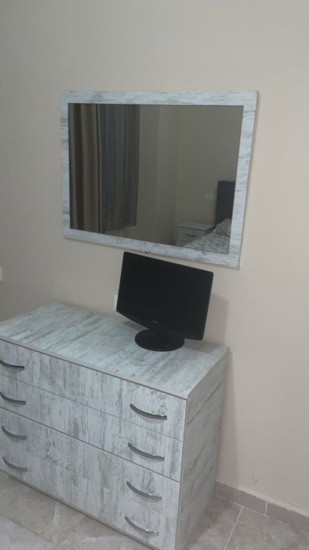 Durres, jepet me qera apartament 1+1 Kati 2, 50 m² 250 € (Durres Plazh)