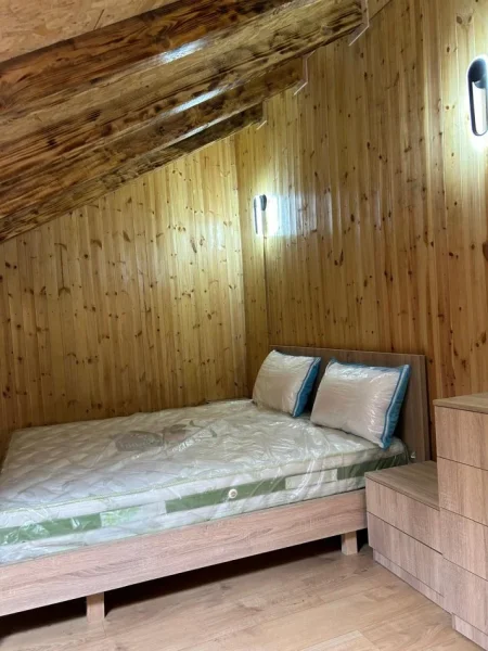 Tirane, jepet me qera apartament 2+1 Kati 4, 80 m² 550 € (tek Bulevardi Bajram Curri.)