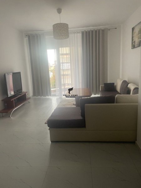 Tirane, jepet me qera apartament 1+1 Kati 3, 75 m² 500 € (ZOGU I ZI)