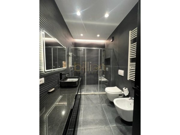 Tirane, jepet me qera apartament 2+1 Kati 4, 65 m² 1.350 € 