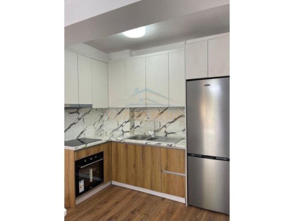 Tirane, jepet me qera apartament 1+1 Kati 2, 91 m² 700 € (Rezidenca Kodra e Diellit 2, Tiranë.)
