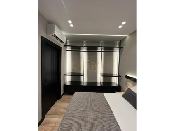 Tirane, jepet me qera apartament 2+1 Kati 4, 65 m² 1.350 € 