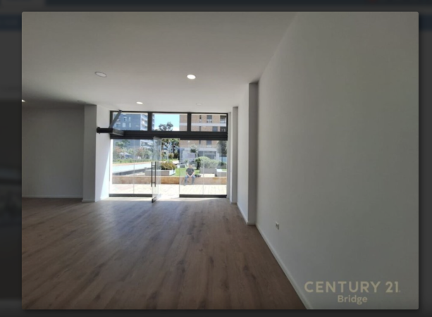 Tirane, shes ambjent biznesi Kati 0, 95 m² 350.000 € (Rruga Don Bosko)