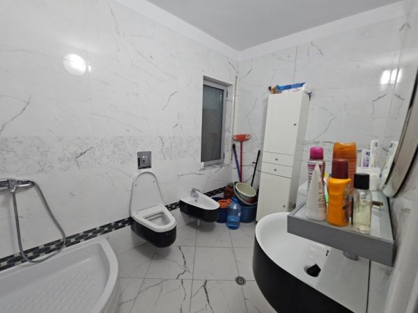 Durres, shitet apartament 2+1+Ballkon Kati 6, 80 m² 140.000 € (Lagjia 13 Durres) MLS # 530581007-87