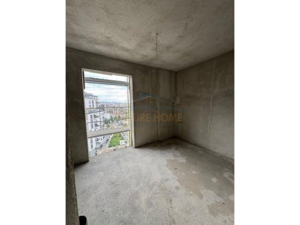 Tirane, shitet apartament 1+1 Kati 8, 56 m² 94.384 € (Fusha E Aviacionit)