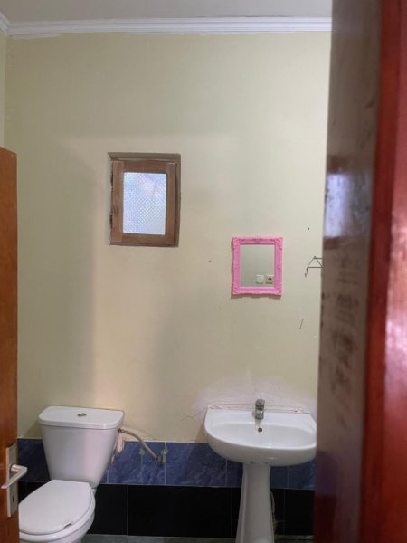 Tirane, jepet me qera Vile 1 Katshe Kati 1, 500 € 