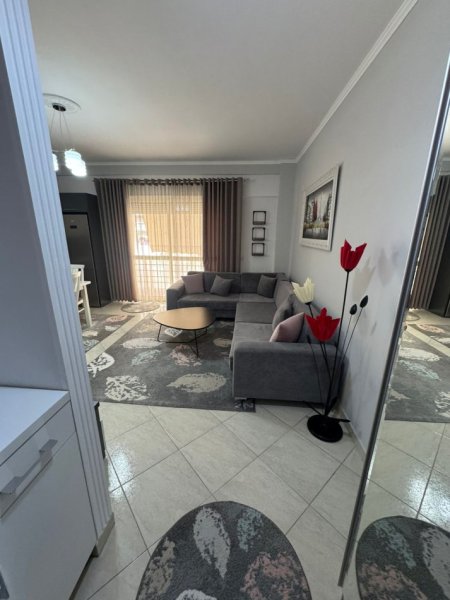 Tirane, jepet me qera apartament 1+1+Aneks+Ballkon Kati 2, 73 m² 600 € (Don Bosko, Kompleksi Vizion Plus)