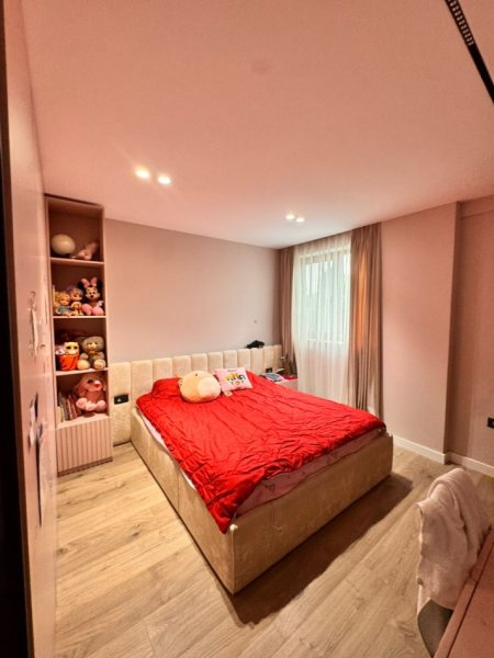 Tirane, shitet apartament 3+1+Ballkon , 163 m² 355.000 € (Kopshtit Botanik)