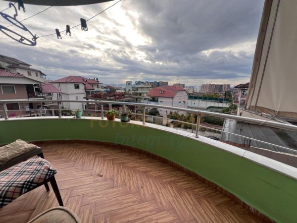 Tirane, jepet me qera apartament 2+1 Kati 3, 84 m² 465 € (Fresku)