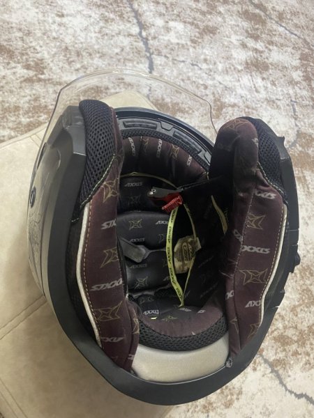 Tirane, shes Kasket motorri e perdorur 60 €