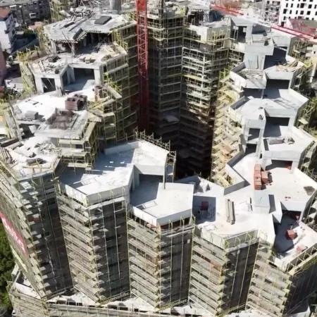 Tirane, shitet apartament 1+1 Kati 10, 71 m² 118.000 € 