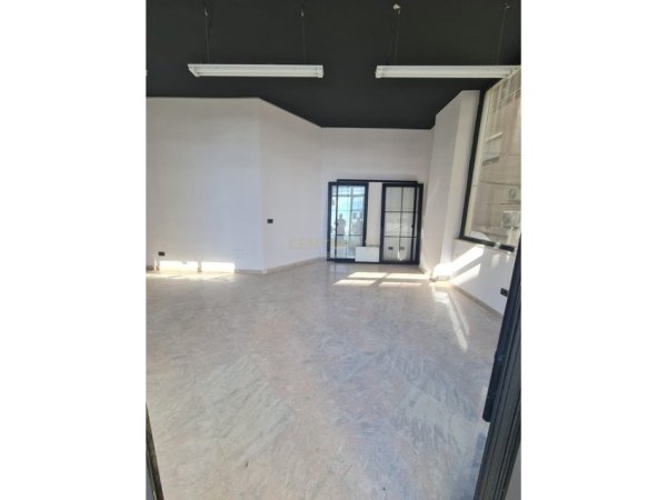 Durres, shitet ambjent biznesi Kati 0, 145 m² 280.000 € (Vollga , Durres)