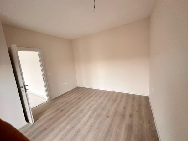 Tirane, jepet me qera apartament 1+1 Kati 4, 64 m² 500 € (Jordan Misja)