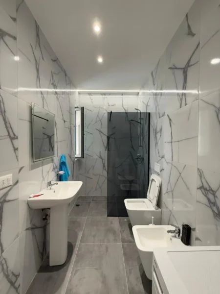 Tirane, shitet apartament 2+1 , 265.000 €