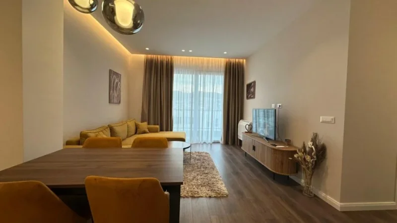 Tirane, jepet me qera apartament 2+1 Kati 9, 95 m² 1.100 € (Komuna e Parisit)