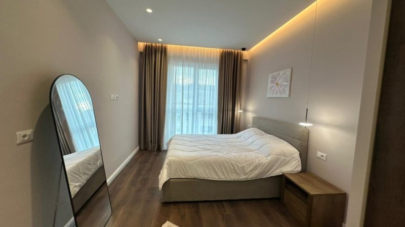 Tirane, jepet me qera apartament 2+1 Kati 9, 95 m² 1.100 € (Komuna e Parisit)