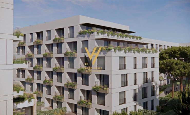 Durres, shitet apartament 2+1+Ballkon Kati 3, 107 m² 205.140 € (GJIRI I LALZIT)