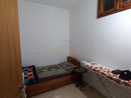 Vlore, jepet me qera apartament 2+1 Kati 1, 64 m² 300 € 