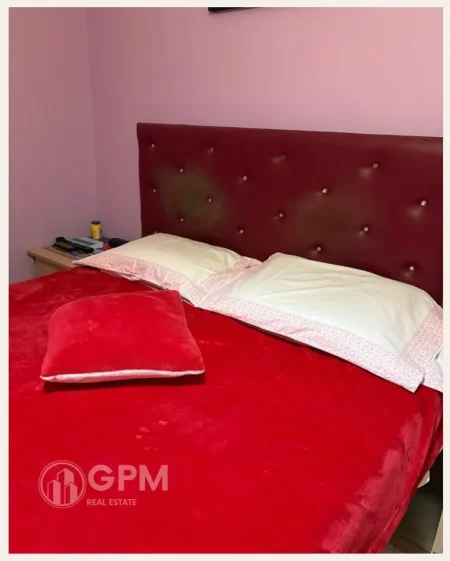 Tirane, jepet me qera apartament 1+1 Kati 12, 65 m² 700 € (Rruga e Bogdaneve)