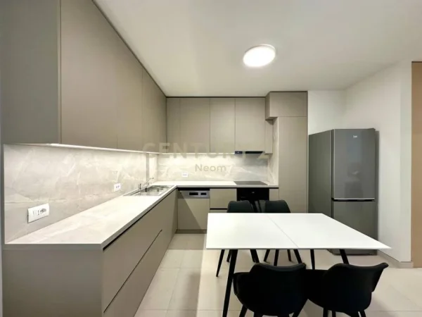 Tirane, jepet me qera apartament 1+1+Aneks+Ballkon Kati 5, 71 m² 600 € (Neom126305)