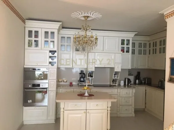 Tirane, shitet apartament 2+1+Aneks+Ballkon Kati 4, 125 m² 400.000 € (Neom126430)