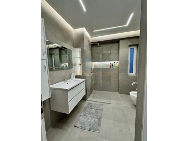 Durres, shitet apartament 2+1 Kati 2, 91 m² 220.000 € (VILA E ZOGUT, DURRES)