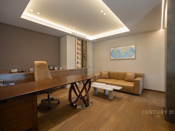 Tirane, jepet me qera ambjent biznesi Kati 4, 140 m² 700.000 € (Blloku)