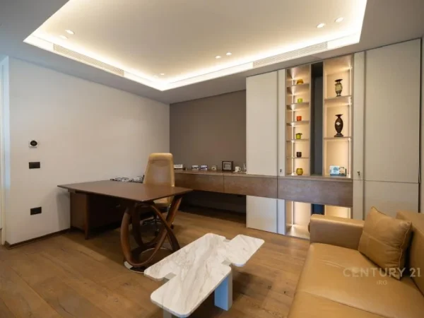 Tirane, jepet me qera ambjent biznesi Kati 4, 140 m² 700.000 € (Blloku)