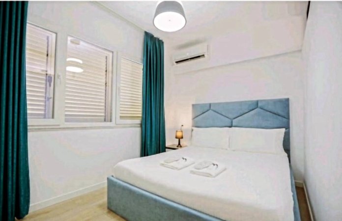 Tirane, shitet apartament 2+1 , 87 m² 240.000 € (perballe Petro Nini)