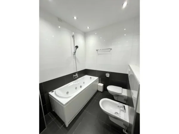 Tirane, shitet apartament+verande | Penthouse 3+1+Ballkon Kati 1, 260 m² 650.000 € 