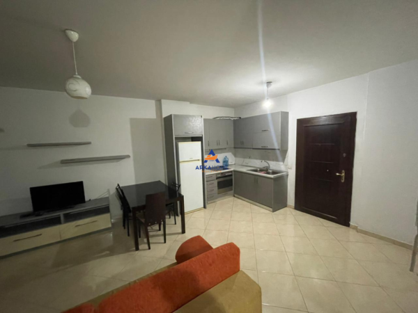 Tirane, shitet apartament 2+1+Ballkon Kati 4, 87 m² 158.000 € (UNHAZA E RE)
