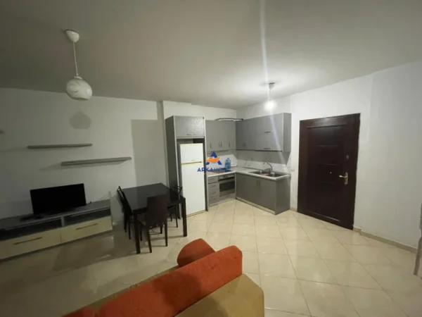 Tirane, shitet apartament 2+1+Ballkon Kati 4, 87 m² 158.000 € (UNHAZA E RE)