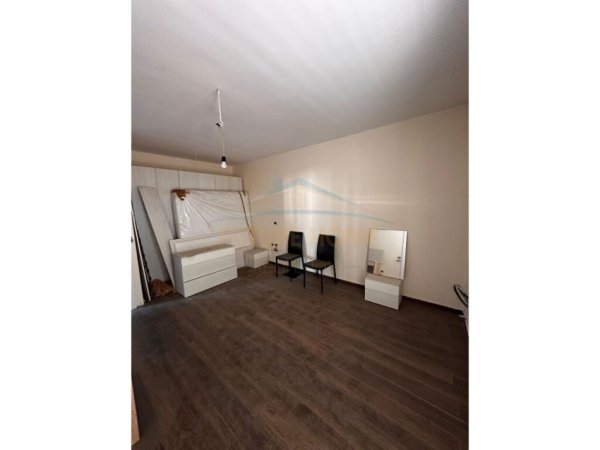 Tirane, shitet apartament 2+1 Kati 4, 160 m² 190.000 € 