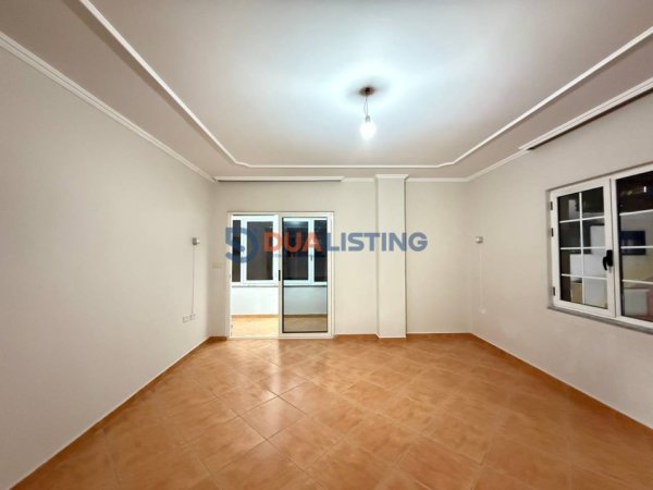 Tirane, jepet me qera zyre Kati 4, 178 m² 1.700 € (Sheshi Willson)