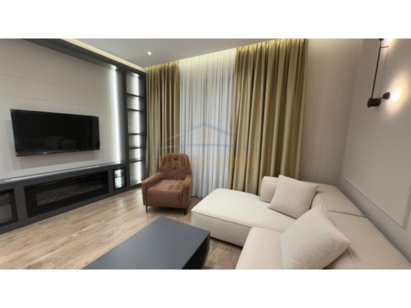 Tirane, jepet me qera apartament 1+1 Kati 4, 78 m² 1.050 € 