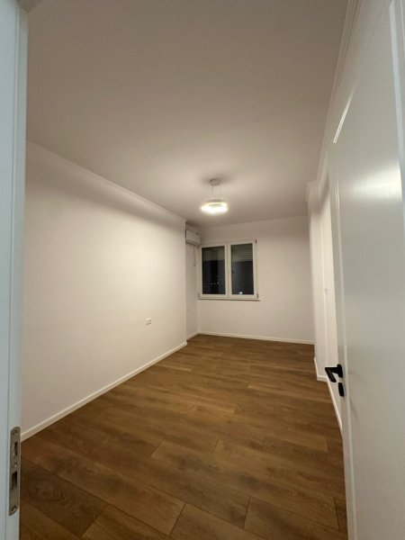 Tirane, shitet apartament 2+1 , 93 m² 218.000 € (prokuroria e tiranes)