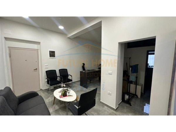 Tirane, shitet ambjent biznesi Kati 0, 66 m² 490.000 € (Ne zonen e stadiumit Dinamo)
