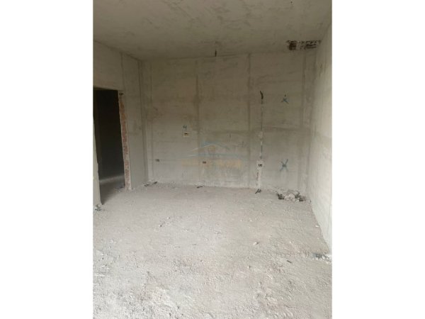 Tirane, shitet apartament 1+1+Ballkon Kati 8, 70 m² 145.000 € (Ish Parku)