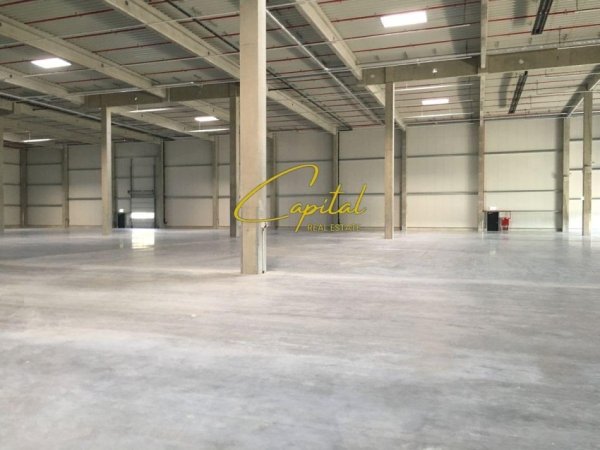 Tirane, jepet me qera ambjent biznesi Kati 0, 800 m² 4.000 € (AUTOSTRADA TR-DR)