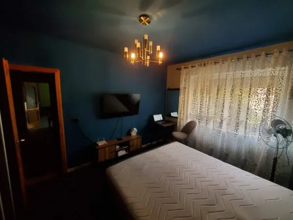 Tirane, shes apartament 3+1+Ballkon Kati 2, 110 m² 230.000 € (21 Dhjetori)
