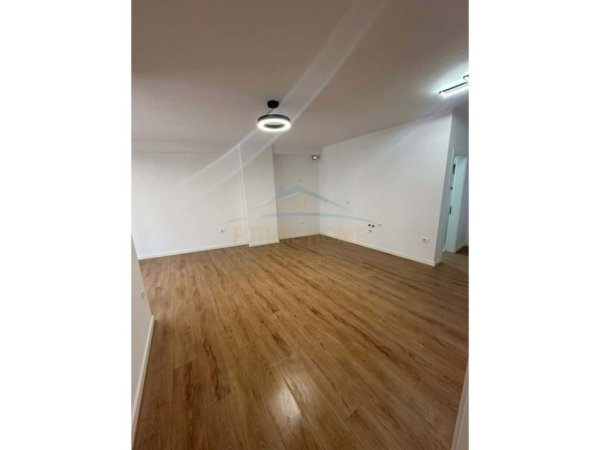 Shqiperi, shitet apartament 2+1+Ballkon Kati 7, 89 m² 149.000 € 