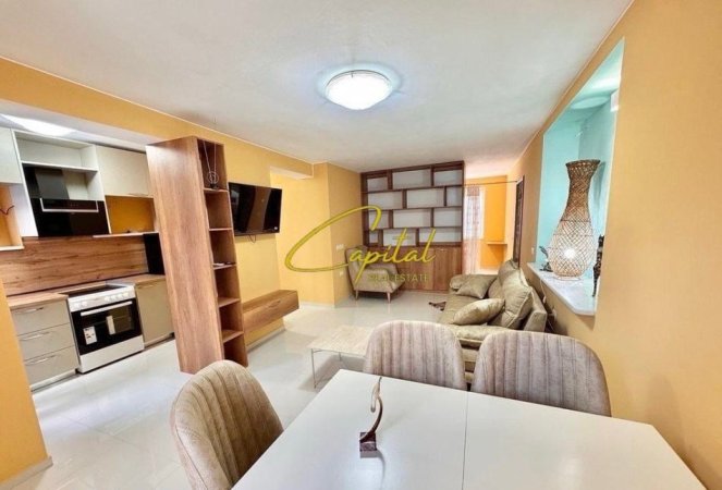 Tirane, jepet me qera apartament 2+1 Kati 2, 70 m² 750 € (ISH BLLOKU)