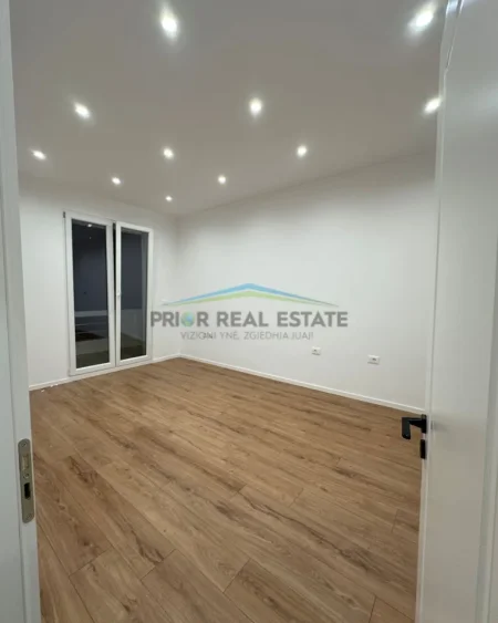 Tirane, shitet apartament 2+1 Kati 4, 73 m² 168.000 € (Rruga Mine Peza)