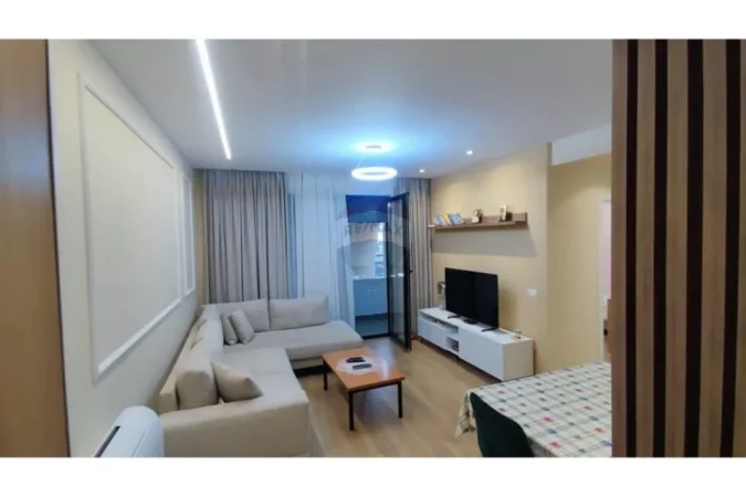 Tirane, jepet me qera apartament 2+1 Kati 1, 100 m² 700 € (Jordan Misja)