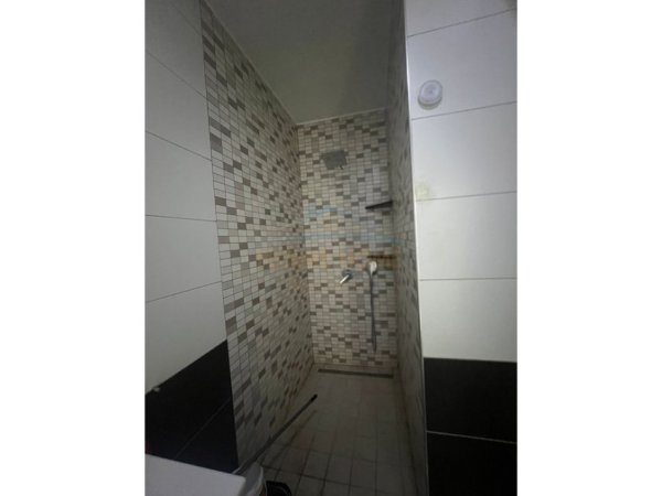 Tirane, shitet apartament 1+1 Kati 8, 78 m² 105.000 €