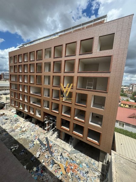 Tirane, shitet apartament 2+1+Ballkon Kati 3, 126 m² 189.800 € (BULEVARDI I RI)