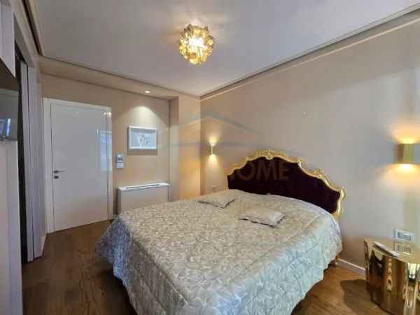 Tirane, shitet apartament 2+1+Ballkon Kati 9, 190 m² 650.000 € (Kajo karafili)