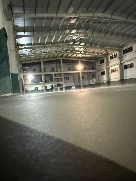 Tirane, jepet me qera ambjent biznesi Kati 0, 1.500 m² 6.000 € (Autostrada Tirane Durres)