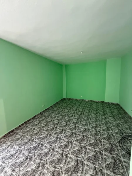 Tirane, shitet apartament 3+1+Ballkon Kati 3, 124 m² 248.000 € (Komuna e Parisit)